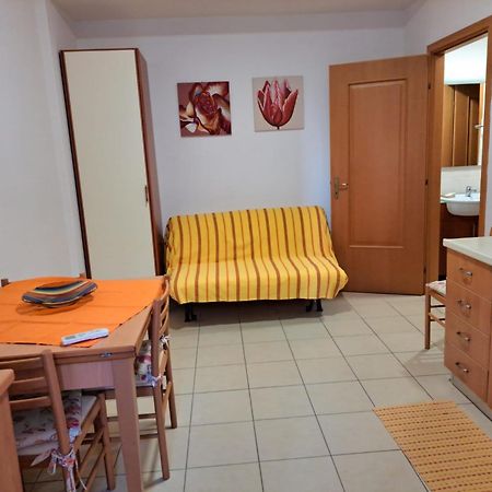 Casa Vacanze Il Giardino Dei Girasoli Marina di Ragusa Ngoại thất bức ảnh