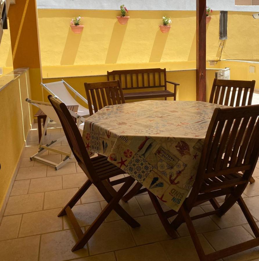 Casa Vacanze Il Giardino Dei Girasoli Marina di Ragusa Ngoại thất bức ảnh