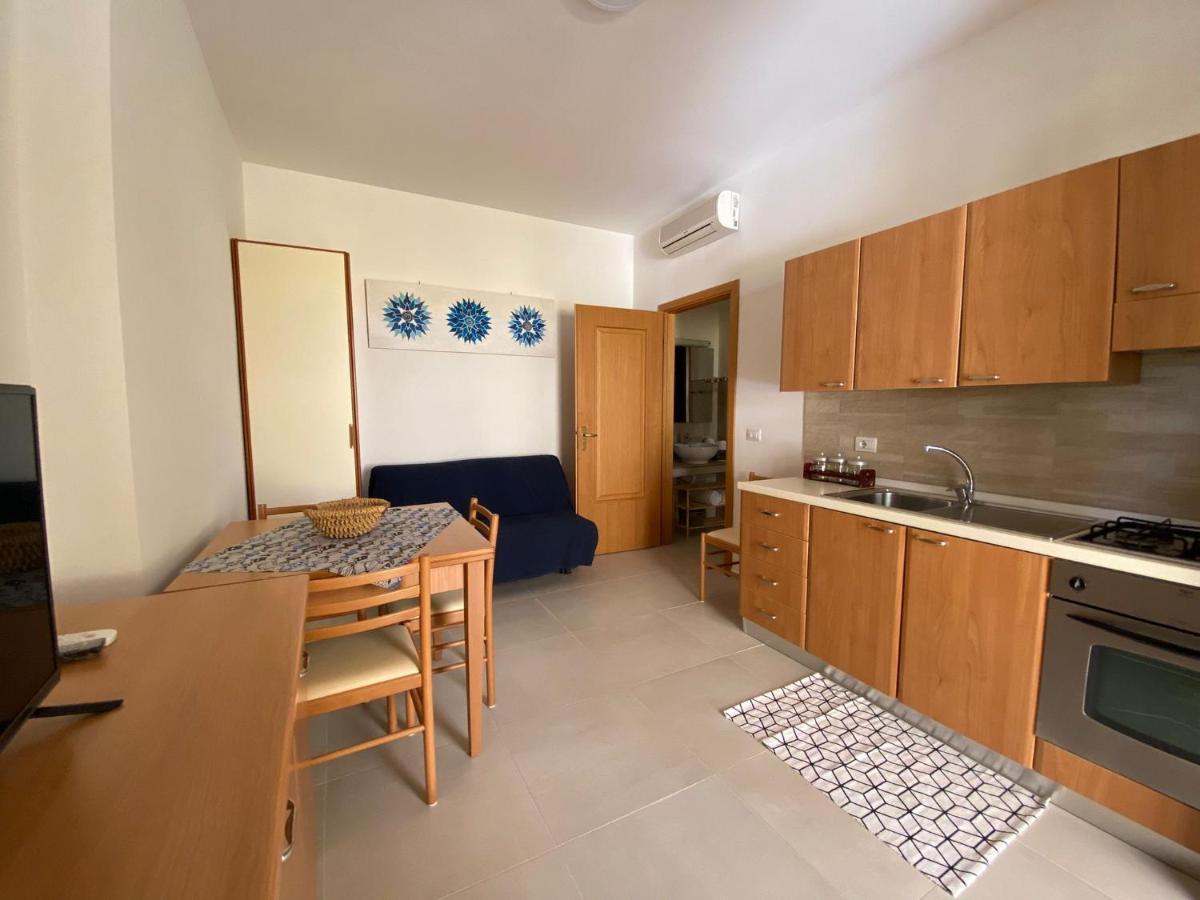 Casa Vacanze Il Giardino Dei Girasoli Marina di Ragusa Ngoại thất bức ảnh