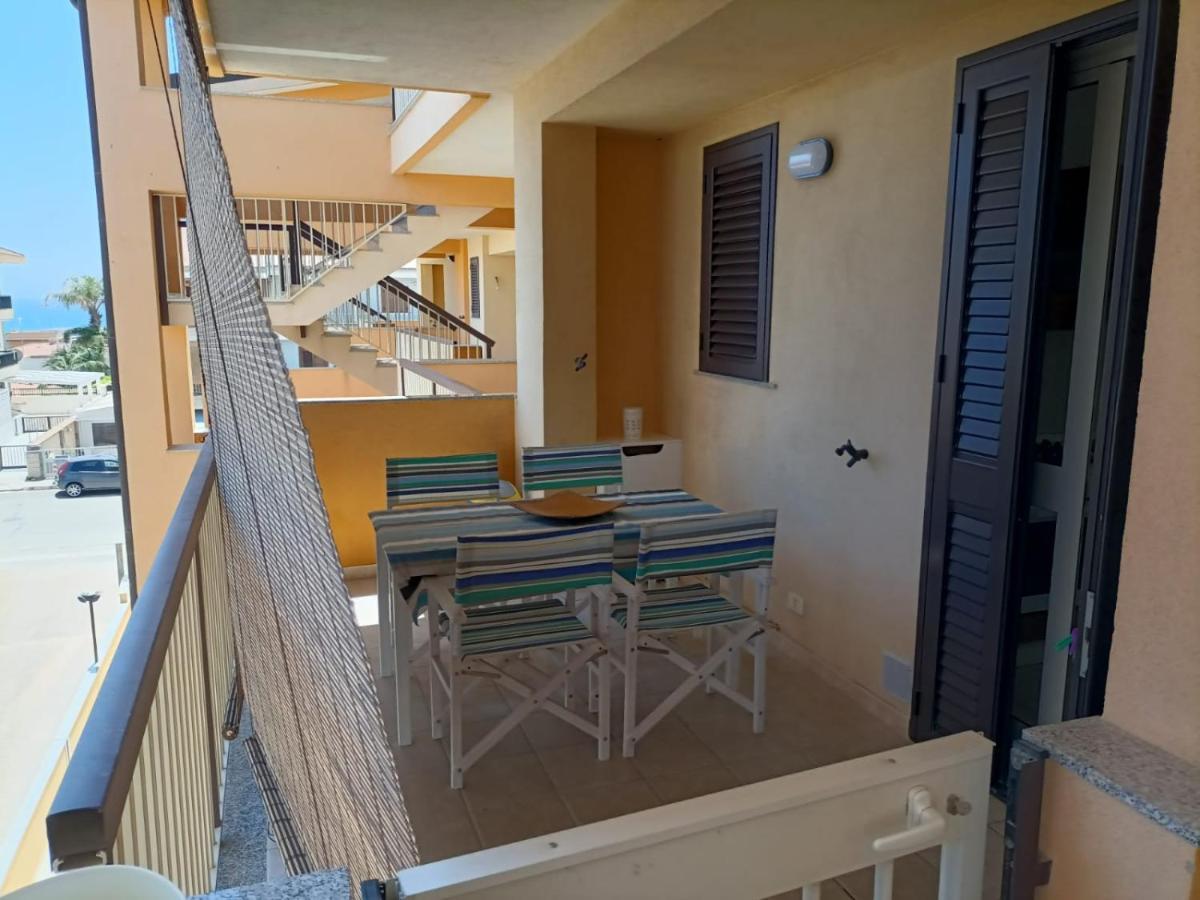 Casa Vacanze Il Giardino Dei Girasoli Marina di Ragusa Ngoại thất bức ảnh