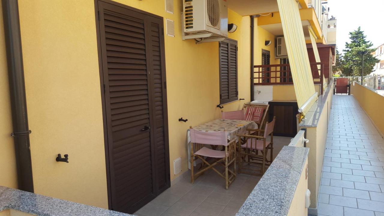 Casa Vacanze Il Giardino Dei Girasoli Marina di Ragusa Phòng bức ảnh