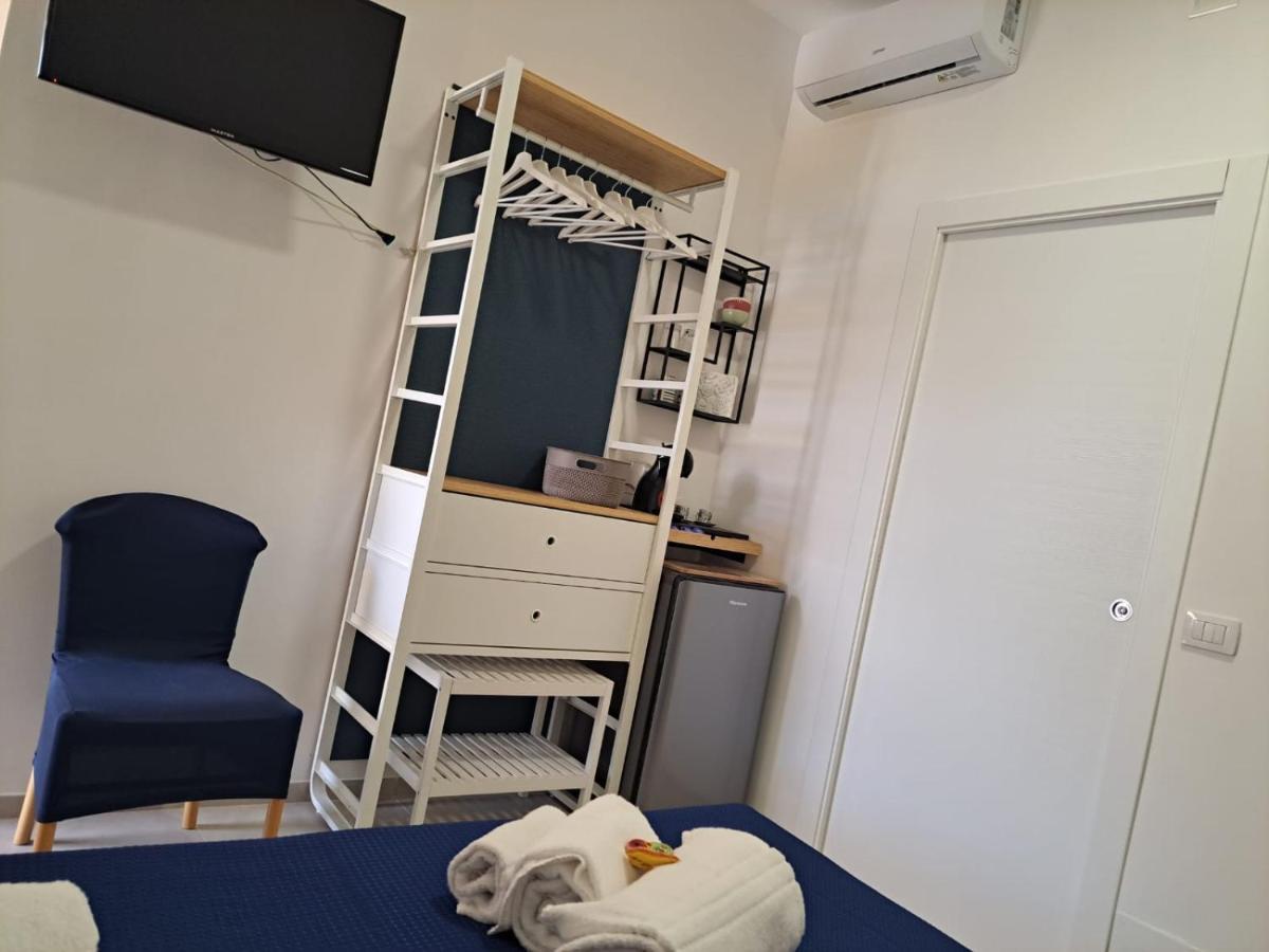 Casa Vacanze Il Giardino Dei Girasoli Marina di Ragusa Ngoại thất bức ảnh