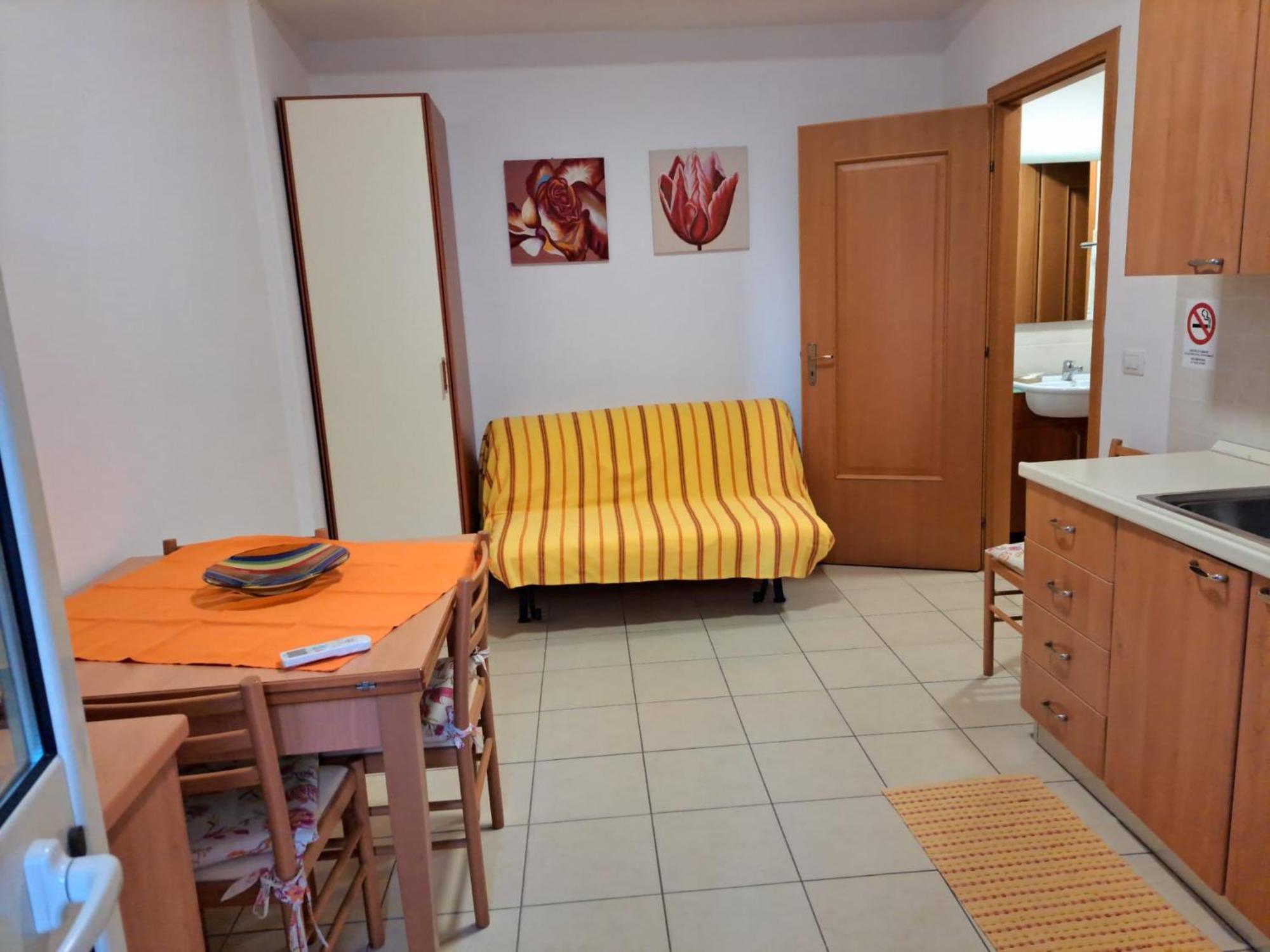 Casa Vacanze Il Giardino Dei Girasoli Marina di Ragusa Ngoại thất bức ảnh